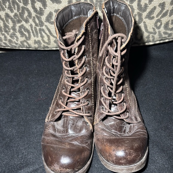 Vintage Levi's Dark Brown Boots Studded Detail lace up baddie boots women’s 7.5 - Picture 9 of 10